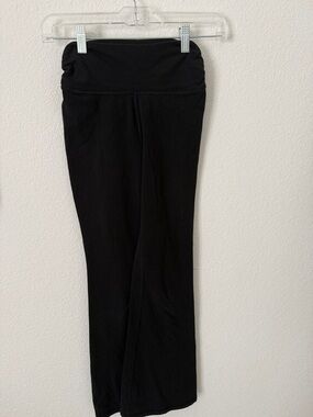 Girls Old Navy flare leggings
